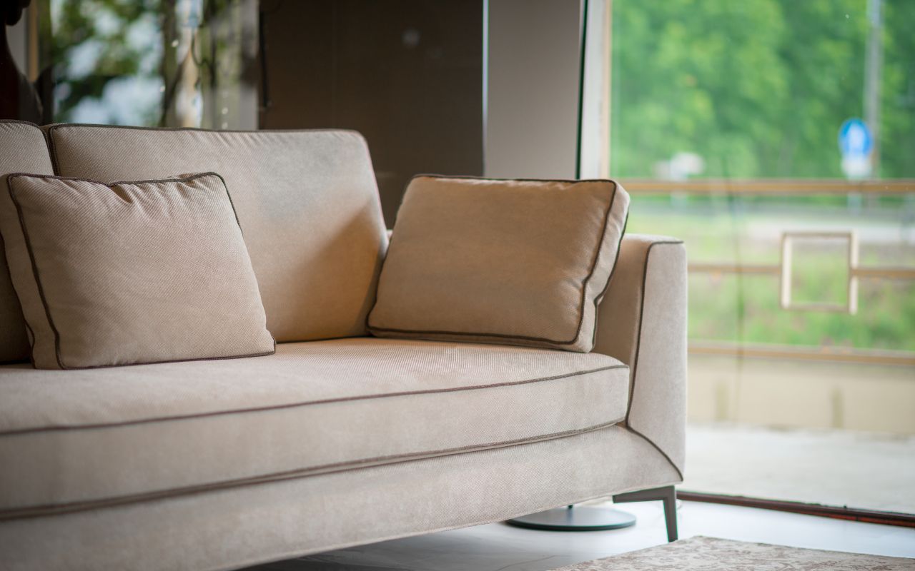 Lựa chọn sofa đơn giản cho phòng khách 