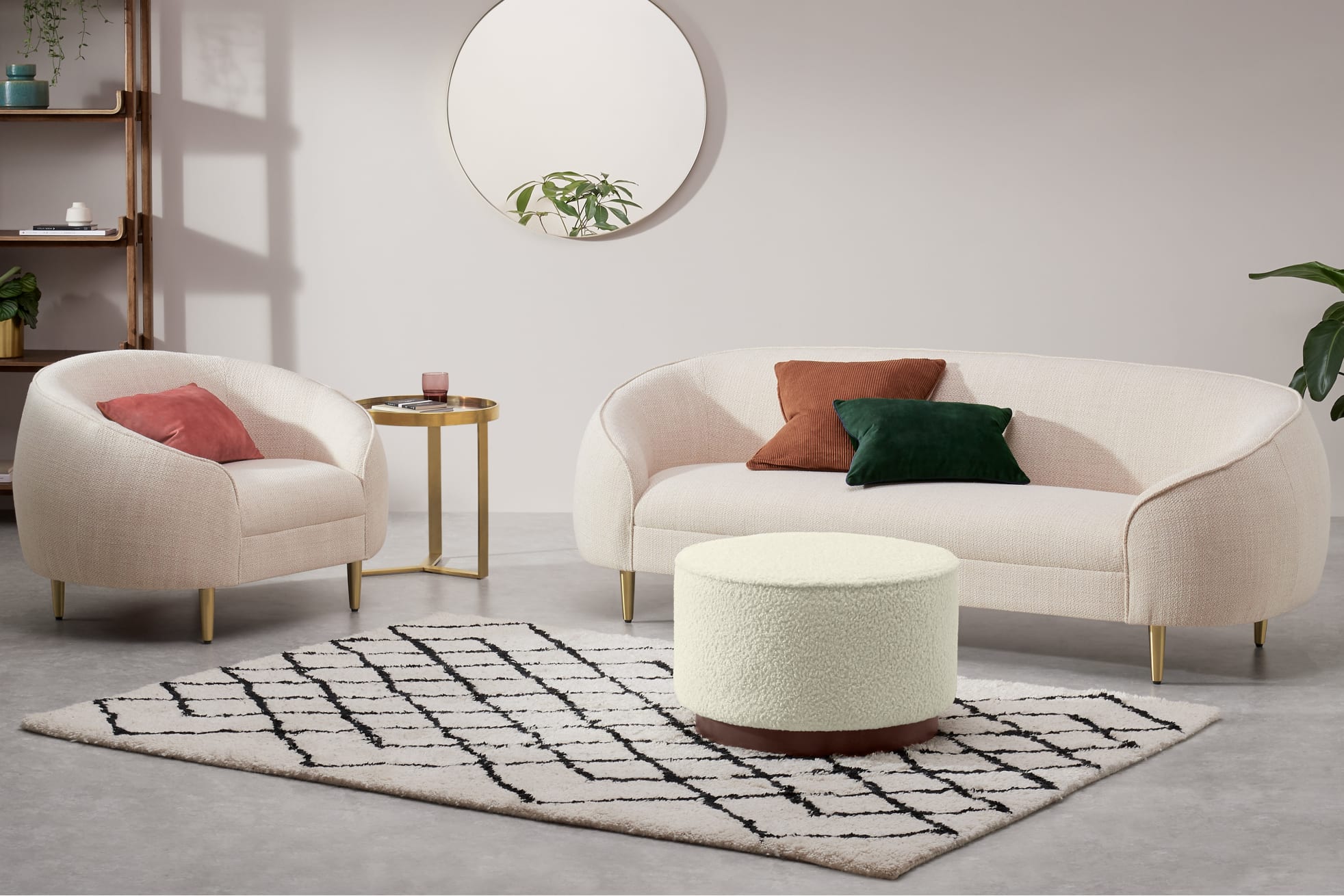 Sofa có giá tốt rất đa dạng trên thị trường hiện nay